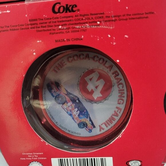 Pack Of 4 Coca-Cola Nascar Official Soft Drink Of Christmas Ornament Disc - Picture 4 of 10